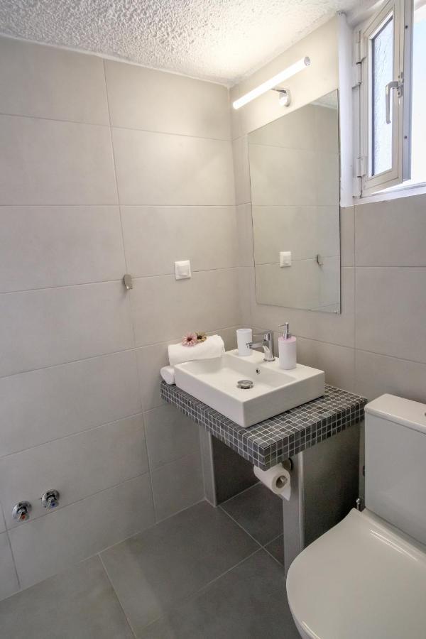 Blue Senses Apartments Сарти Екстериор снимка