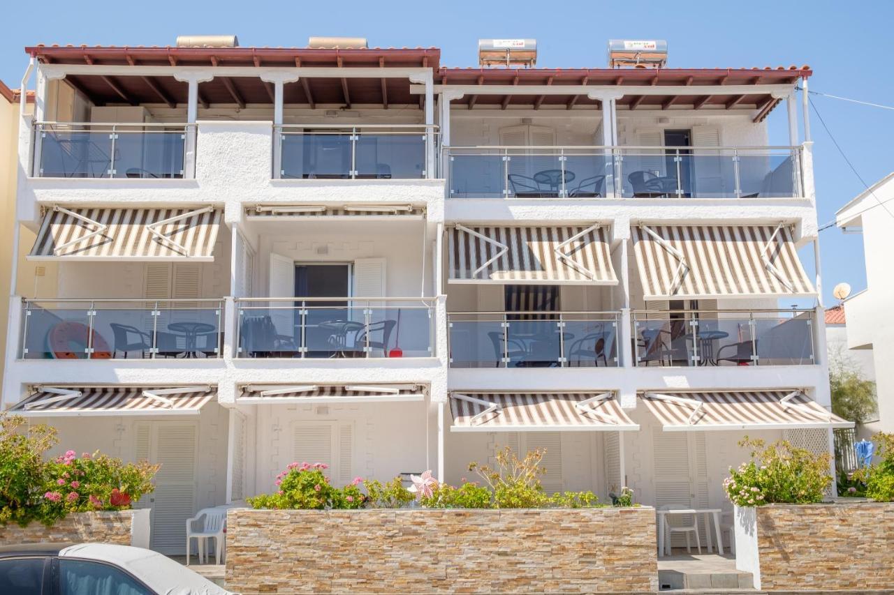 Blue Senses Apartments Сарти Екстериор снимка